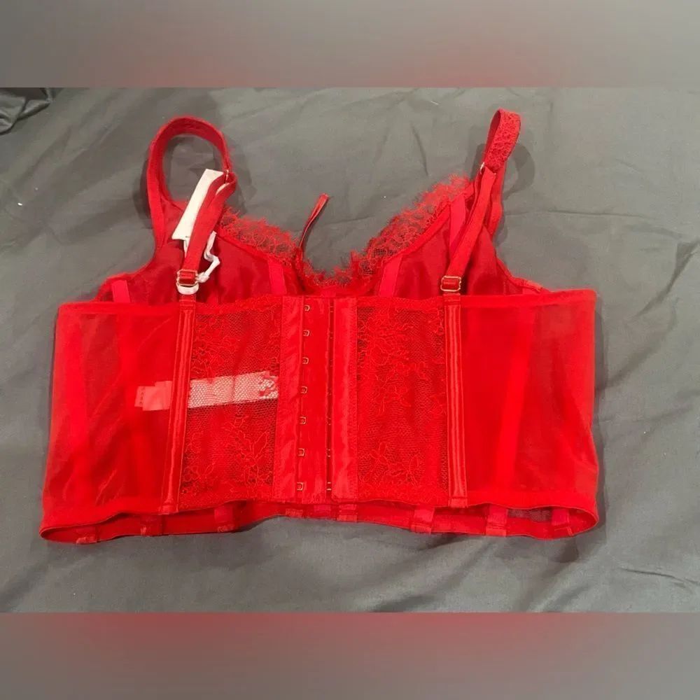 Victoria Secret Corset - Picture 6 of 6